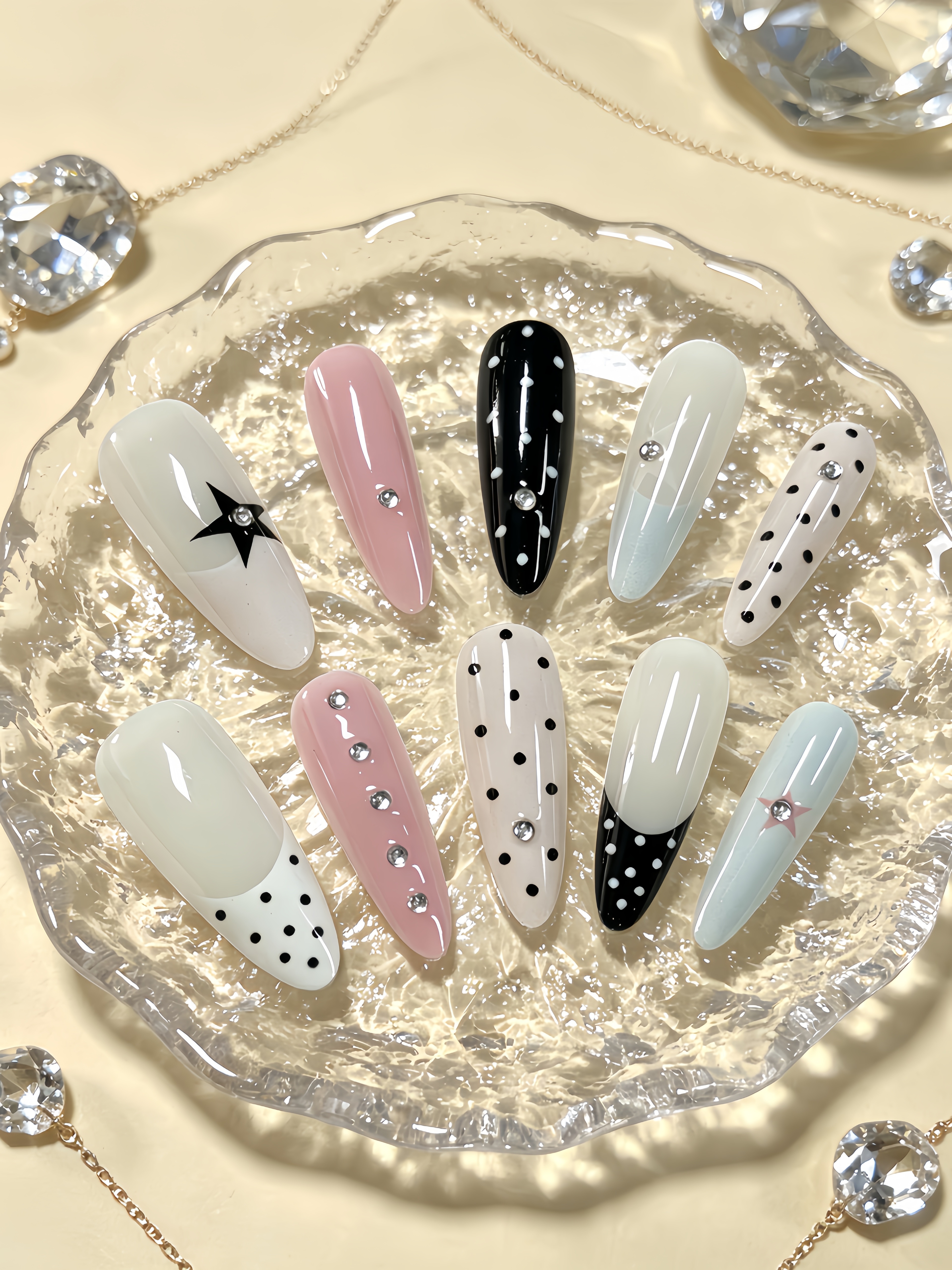 Korean Lifestyle Tips - 10 Medium-Length Teardrop-Shaped Press-On False Nails,